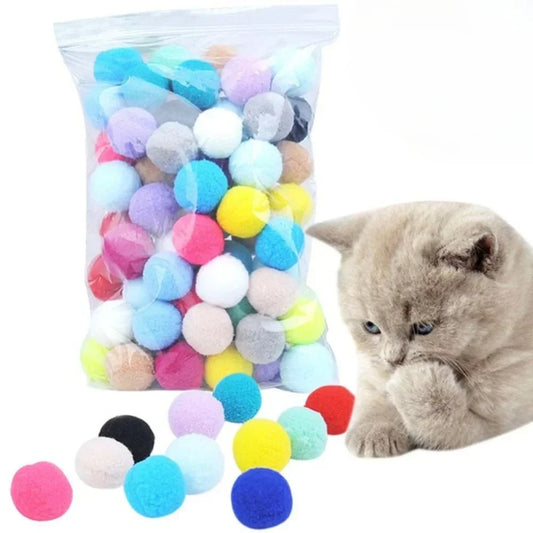 jouet chat balles en peluche et chaton